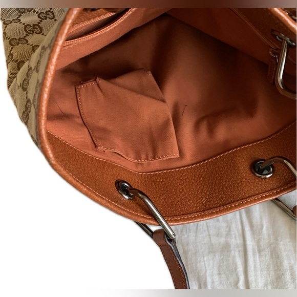 Gucci GG Canvas Eclipse Brown Shoulder Bag with silver hardware. - Picture 8 of 16